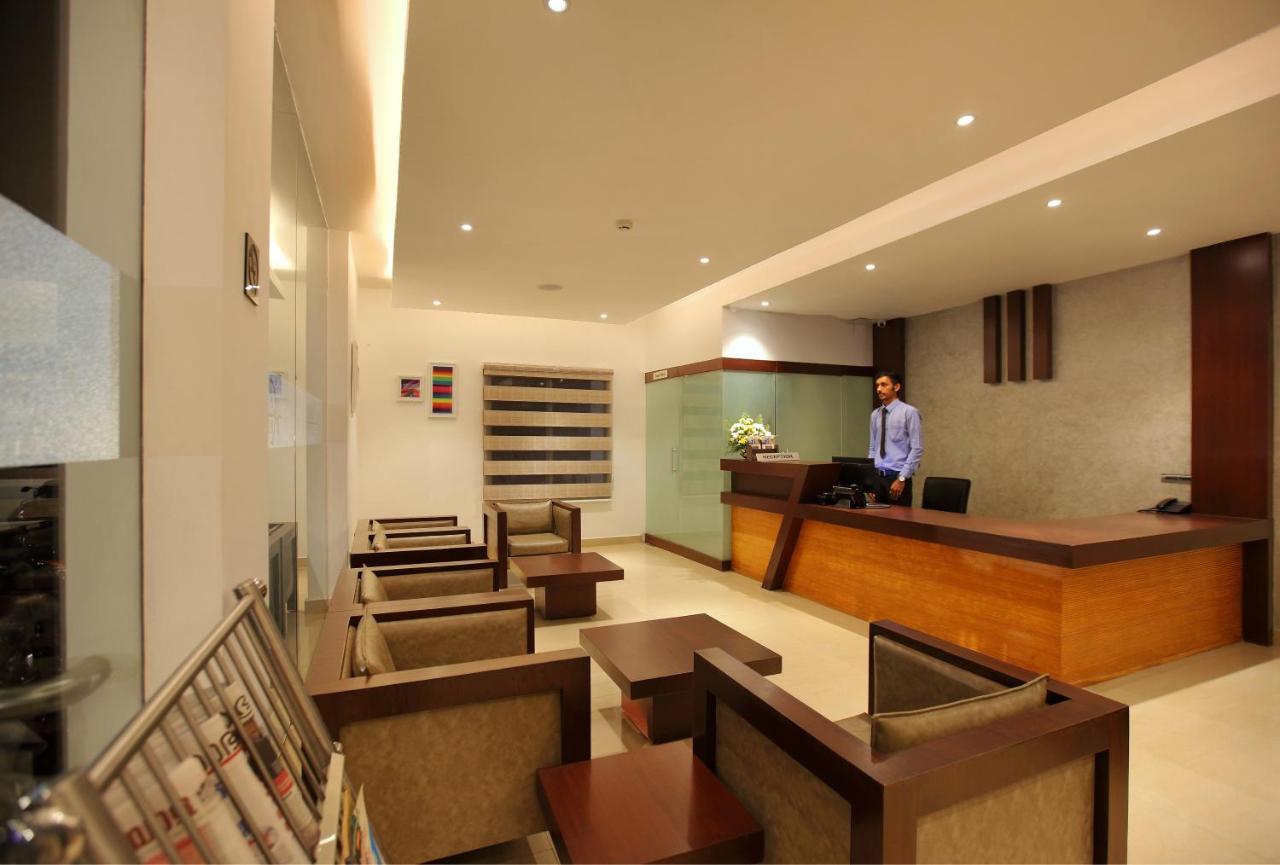 Hotel Park Residency Kuttyadi Exterior foto